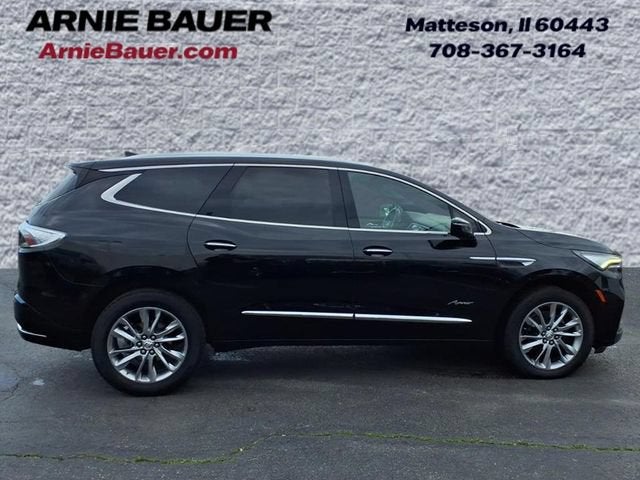 2023 Buick Enclave — detail view