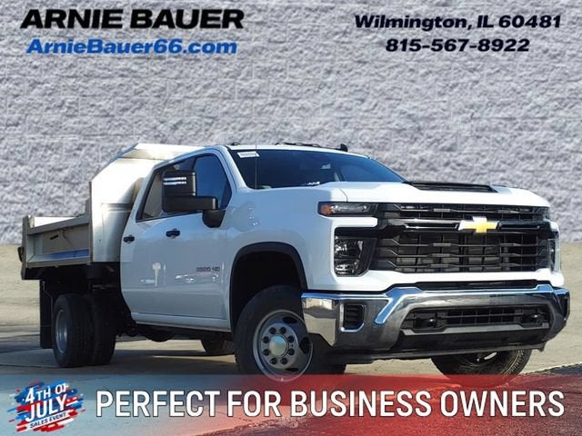 2025 Chevrolet Silverado 3500 HD Chassis Cab Work Truck in Summit White — front three-quarter view